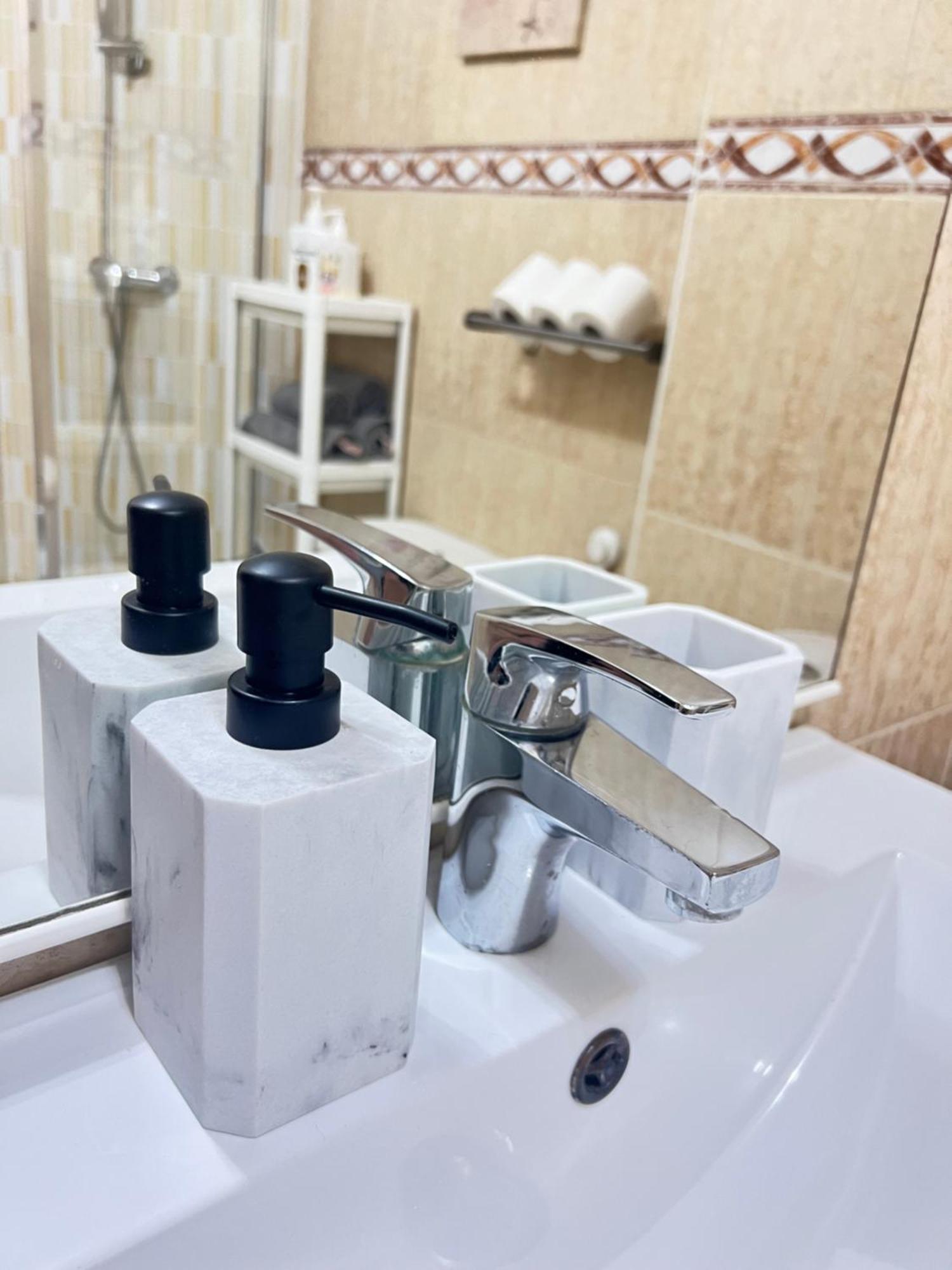 Renovated Cosy Studio 350 M Playa Del Cura, With Official Touristic License Torrevieja Exteriér fotografie